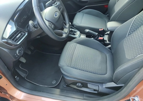 Ford Fiesta cena 42750 przebieg: 22800, rok produkcji 2017 z Częstochowa małe 436